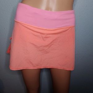 LULULEMON SKORT size 4